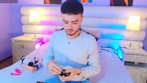 Snapshot of salvattore_muller chatting on July 19, 2026, 10:57 pm Salvatore online show from July 19, 2026, 10:57 pm