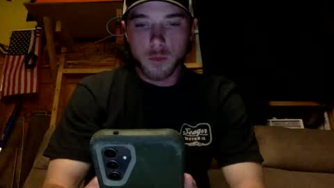 Snapshot of salvcypress chatting on March 31, 2026, 12:12 am salvcypress online show from March 31, 2026, 12:12 am