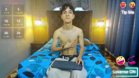 Snapshot of sam__cute chatting on June 4, 2026, 12:33 pm sam__cute online show from June 4, 2026, 12:33 pm