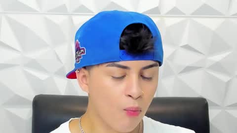 Snapshot of sam_daves_ chatting on November 25, 2025, 2:17 pm Sam online show from November 25, 2025, 2:17 pm