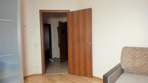 BACK IN 2 WEEKS online show from October 13, 2025, 10:54 pm