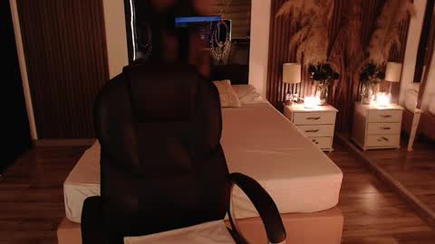 SAM MANSON online show from March 13, 2026, 12:12 pm