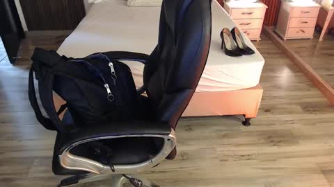 SAM MANSON online show from March 18, 2026, 12:19 pm