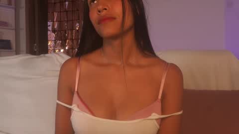 Snapshot of sam_robert17 chatting on October 20, 2025, 2:17 pm Samantha Roberts online show from October 20, 2025, 2:17 pm