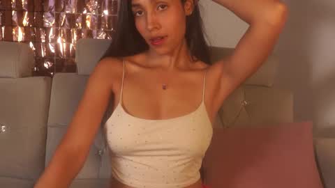 Snapshot of sam_robert17 chatting on November 10, 2025, 8:08 pm Samantha Roberts online show from November 10, 2025, 8:08 pm