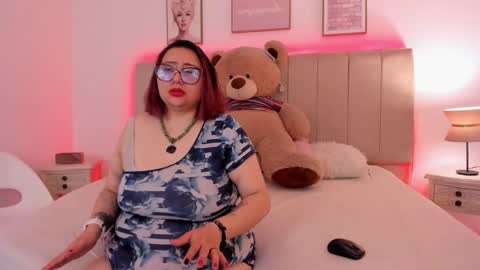 Samantha  online show from October 22, 2025, 5:19 am