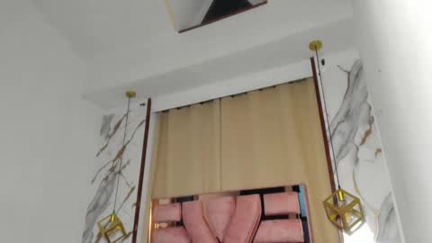 samaelandlilitt online show from November 19, 2025, 8:14 am