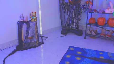 SAMANTA online show from September 23, 2025, 8:45 pm