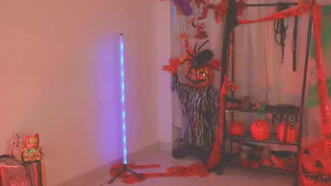 SAMANTA online show from November 7, 2025, 10:32 pm