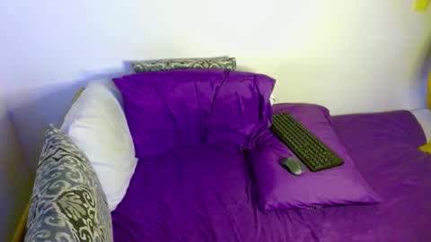 Samanta online show from November 26, 2025, 5:14 pm