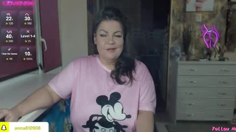 Snapshot of samanta_shy chatting on December 2, 2025, 8:48 pm Marry online show from December 2, 2025, 8:48 pm