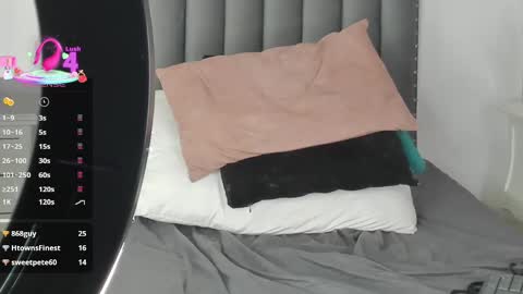  samanta  online show from March 11, 2025, 6:10 am