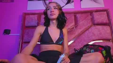 Snapshot of samantaa_liov chatting on May 5, 2026, 7:44 pm samantaa_liov online show from May 5, 2026, 7:44 pm