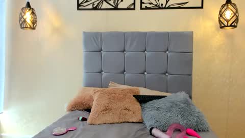 Snapshot of samantaparty1 chatting on September 27, 2025, 4:23 pm Samanta online show from September 27, 2025, 4:23 pm