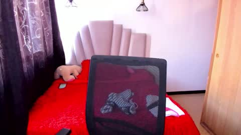 Samantha  online show from September 23, 2025, 11:35 am