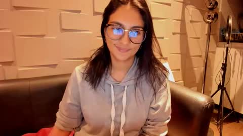 Samantha online show from February 10, 2025, 1:46 am