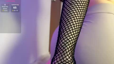 Samantha Ros online show from May 9, 2026, 12:10 pm