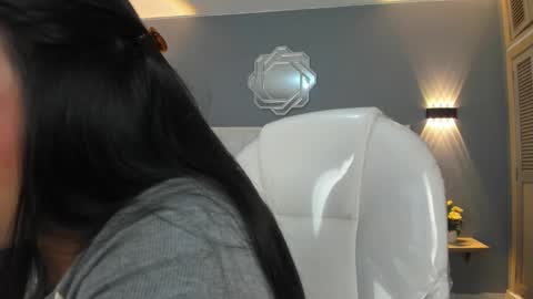  Samanthaa online show from September 23, 2025, 11:24 am