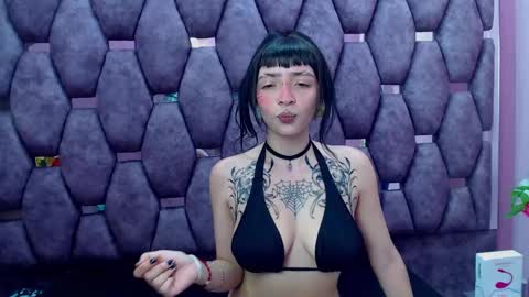 Samantha Smitth online show from February 26, 2025, 6:58 am