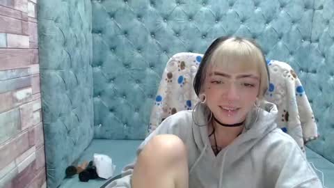 Samantha Smitth online show from October 7, 2025, 3:25 am