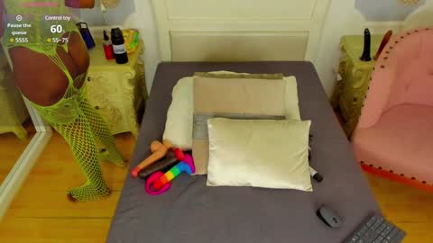 Samantha online show from January 14, 2025, 3:32 am