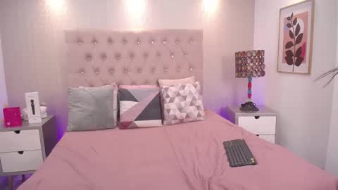 Samantha online show from November 26, 2025, 6:03 am