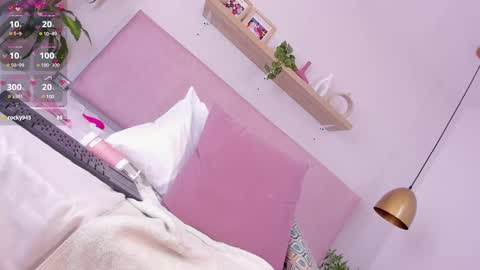 V A  N E S S A  online show from February 25, 2025, 12:25 am