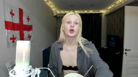 Samantha online show from February 19, 2025, 3:49 pm