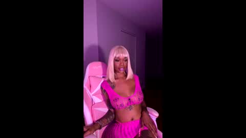 samanthaporsha online show from May 10, 2026, 4:39 am