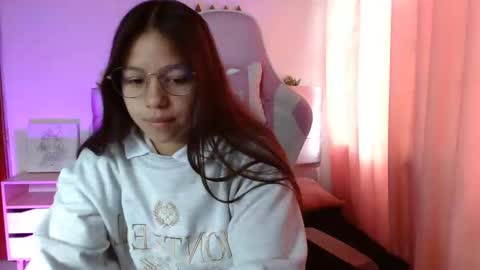 Samantha online show from February 13, 2025, 2:52 pm