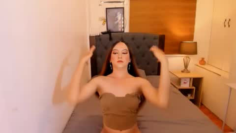 samanthasamson online show from June 4, 2026, 8:09 am