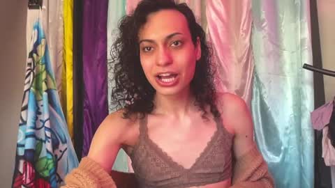 Samantha SayTen online show from April 23, 2026, 4:53 pm