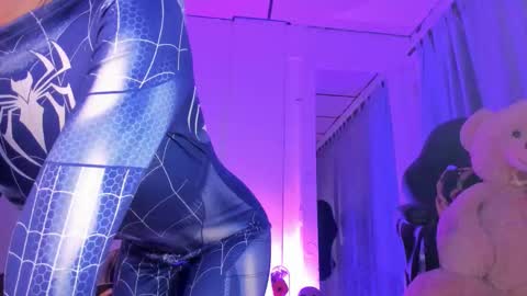 Sam online show from October 10, 2025, 11:48 pm