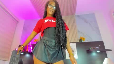 samara_as online show from November 7, 2025, 1:05 am