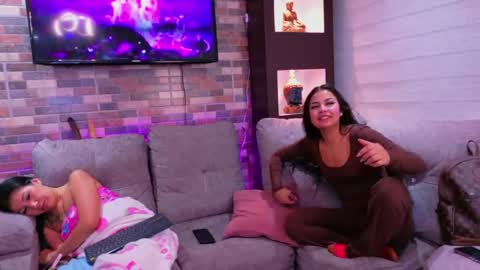 samara_as online show from June 3, 2026, 9:12 am