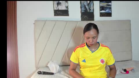 Snapshot of samaraa_smith1 chatting on June 23, 2026, 12:14 pm samaraa_smith1 online show from June 23, 2026, 12:14 pm