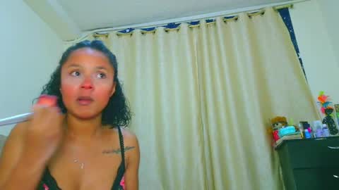 Snapshot of samary_thomas chatting on May 7, 2026, 11:21 pm samary thomas online show from May 7, 2026, 11:21 pm