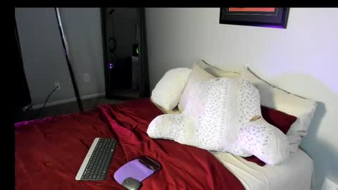 Yaya online show from February 15, 2025, 10:11 am