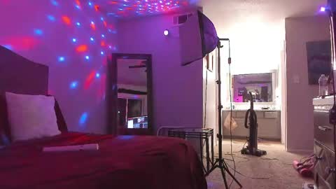 Yaya online show from April 21, 2026, 8:09 am