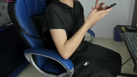 Snapshot of samblack_ chatting on May 22, 2026, 1:39 pm Sam online show from May 22, 2026, 1:39 pm