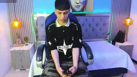 Snapshot of samblack_ chatting on July 1, 2026, 1:02 pm Sam online show from July 1, 2026, 1:02 pm