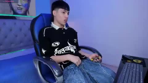 Snapshot of samblack_ chatting on July 22, 2026, 12:30 pm Sam online show from July 22, 2026, 12:30 pm