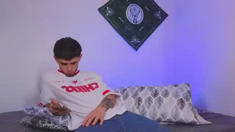 samevansx online show from September 20, 2025, 5:25 pm