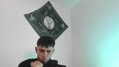 samevansx online show from April 18, 2026, 8:42 pm