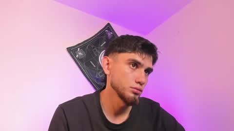 samevansx online show from April 25, 2026, 5:32 pm