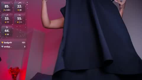 Samantha Santacoloma online show from April 15, 2026, 10:32 pm