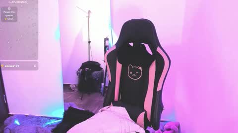 samiacooper25 online show from October 9, 2025, 7:06 am