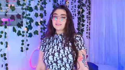 samii evans  online show from November 18, 2025, 1:33 am