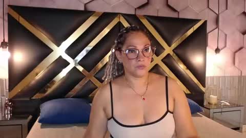 SAMIRA online show from June 19, 2026, 9:40 pm