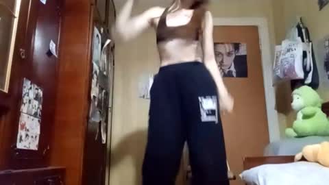 Mira online show from October 16, 2025, 3:57 pm